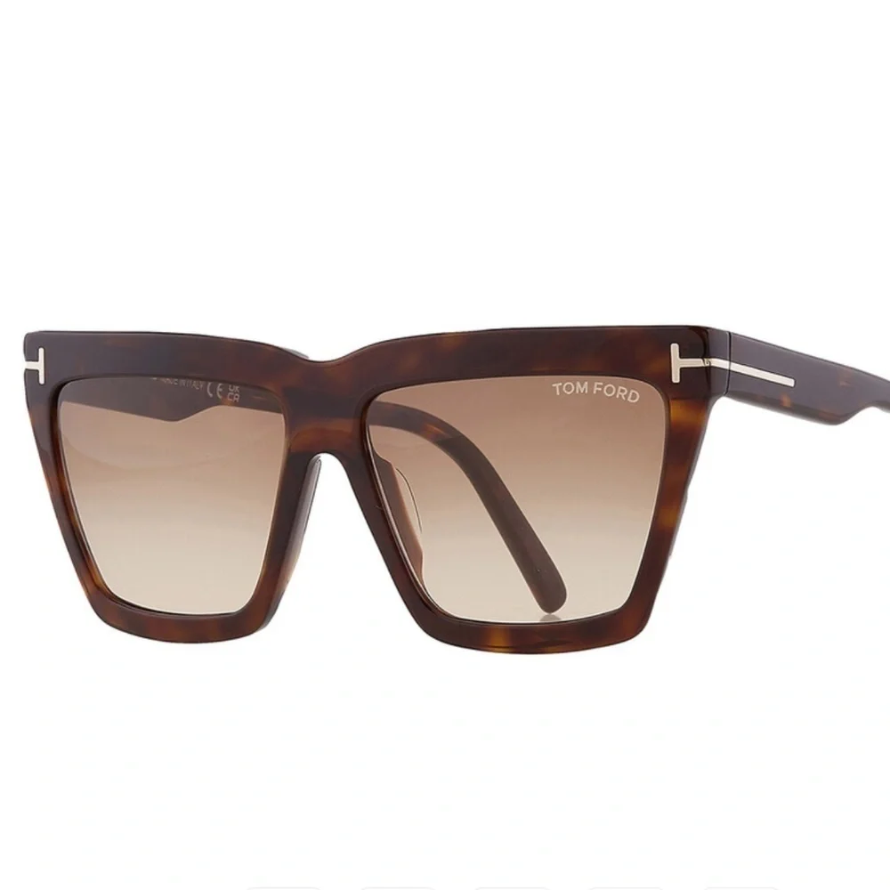 Tom Ford Eden Brown Gradient Cat Eye Tortoise Ladies Sunglasses One Size NWT